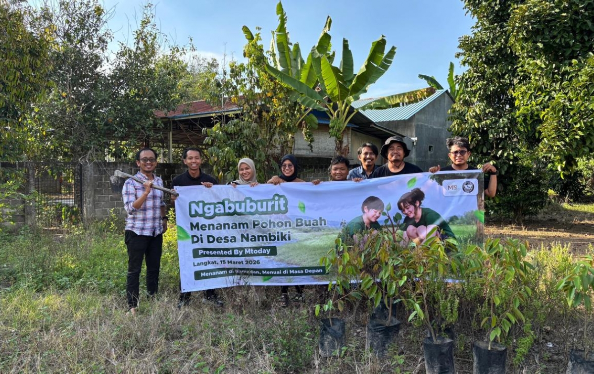 Bukan Sekadar Menunggu Bedug: MToday dan River Hunter ‘Hijaukan’ Desa Nambiki Lewat Ngabuburit Konservasi