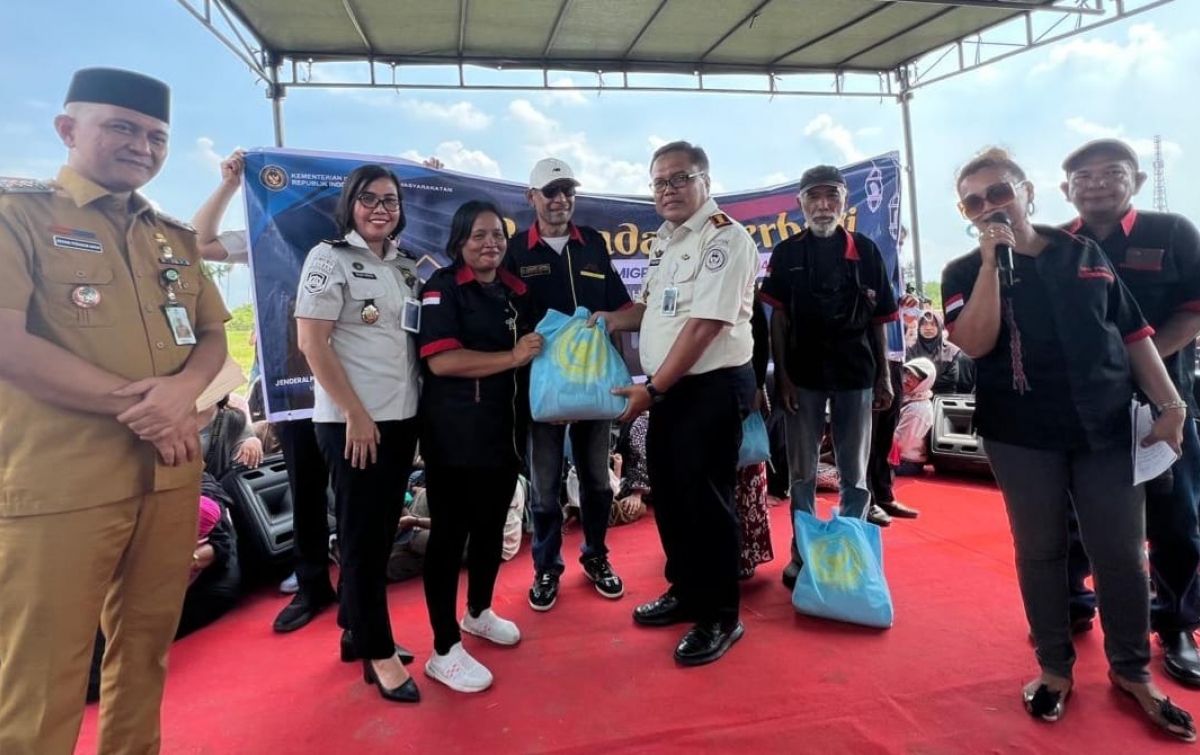 Gandeng Pemuda Merga Silima, Kemenimipas Salurkan 2.000 Paket Bantuan di Medan Tuntungan