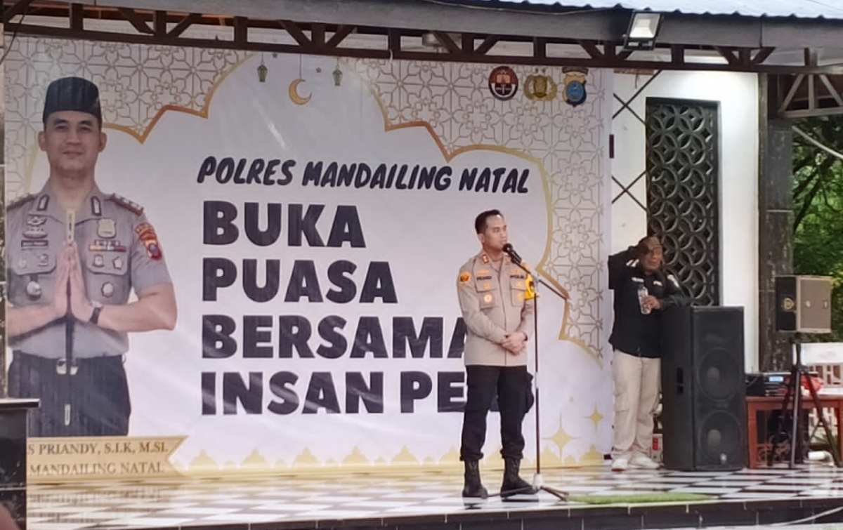 Bukber dengan Insan Pers, Kapolres Madina Tekankan Pentingnya Pemberitaan Berimbang