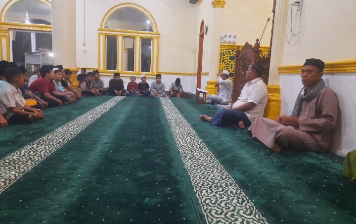 Jemaah Masjid Nurul Ikhlas Gelar Khataman Alquran