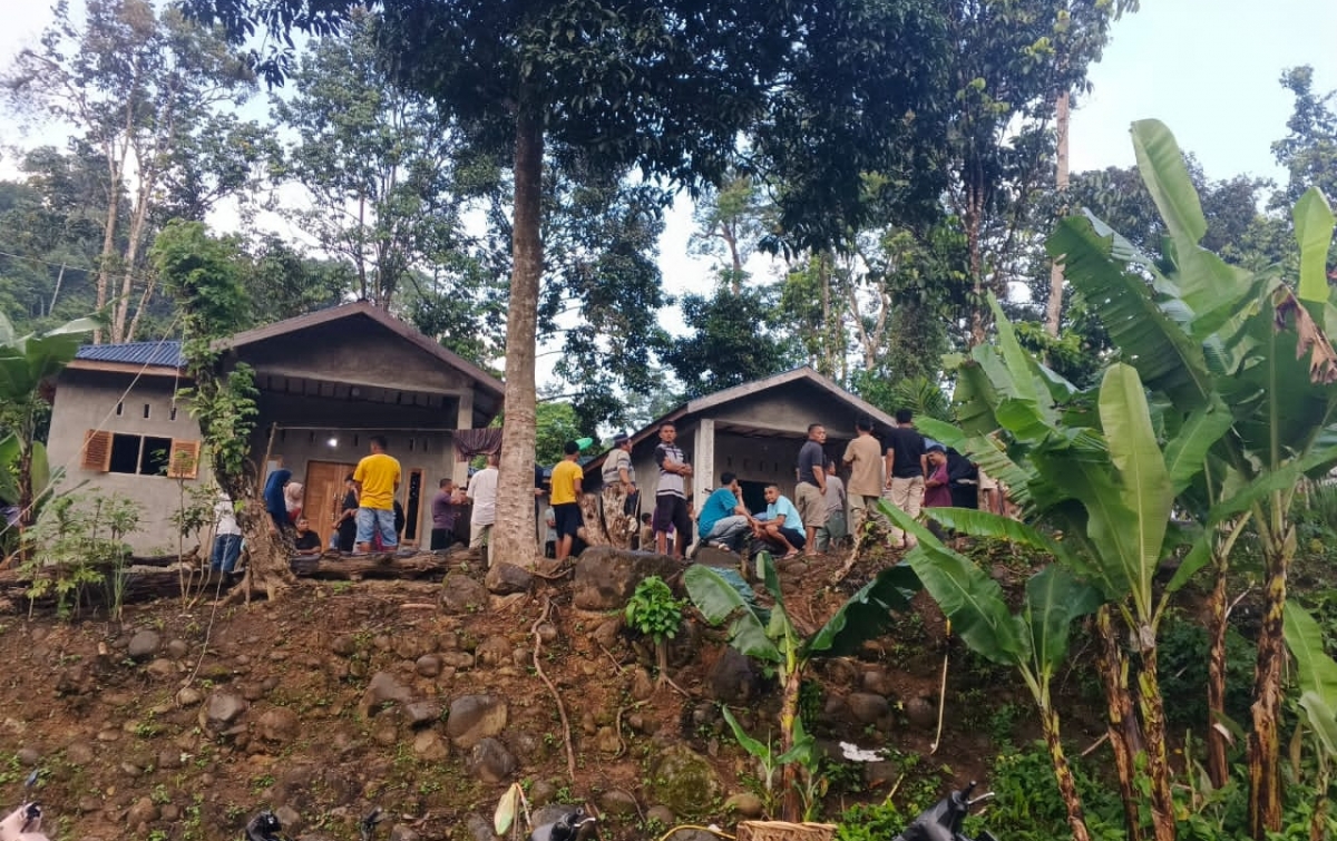 Dua Penambang Tewas Tertimbun Longsor di Lokasi PETI Batang Natal, Satu Selamat