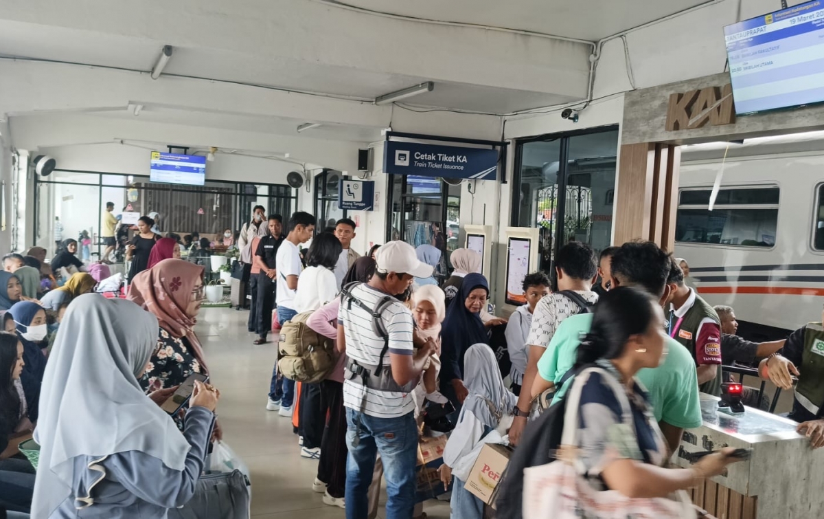 Stasiun Rantauprapat Jadi Destinasi Favorit Pemudik di Sumut pada Lebaran 2026