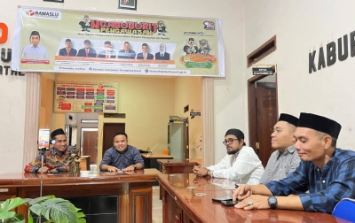 Bawaslu Madina Gelar “Ngabuburit Pengawasan”, Bahas Masa Depan Pengawasan Pemilu