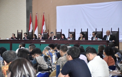 KPPU Vonis 97 Pinjol Bersalah Atas Kartel Bunga, Denda Fantastis Rp755 Miliar!