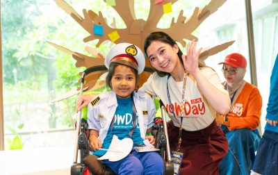 Outing Charity WOW Day Hadirkan Ruang Rekreasi bagi 50 Anak Pejuang Kanker