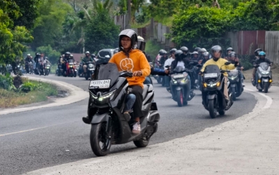 Peserta Touring dan Halal Bihalal Komunitas MAXI Yamaha Medan Nikmati Keunggulan Fitur Y-Shift