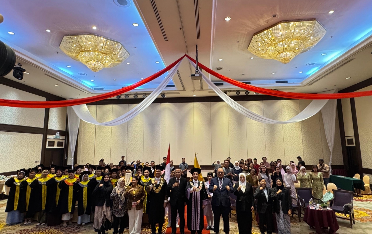 Langkah Pasti dari Negeri Seberang: Wisuda UT di Penang Penuh Kebanggaan