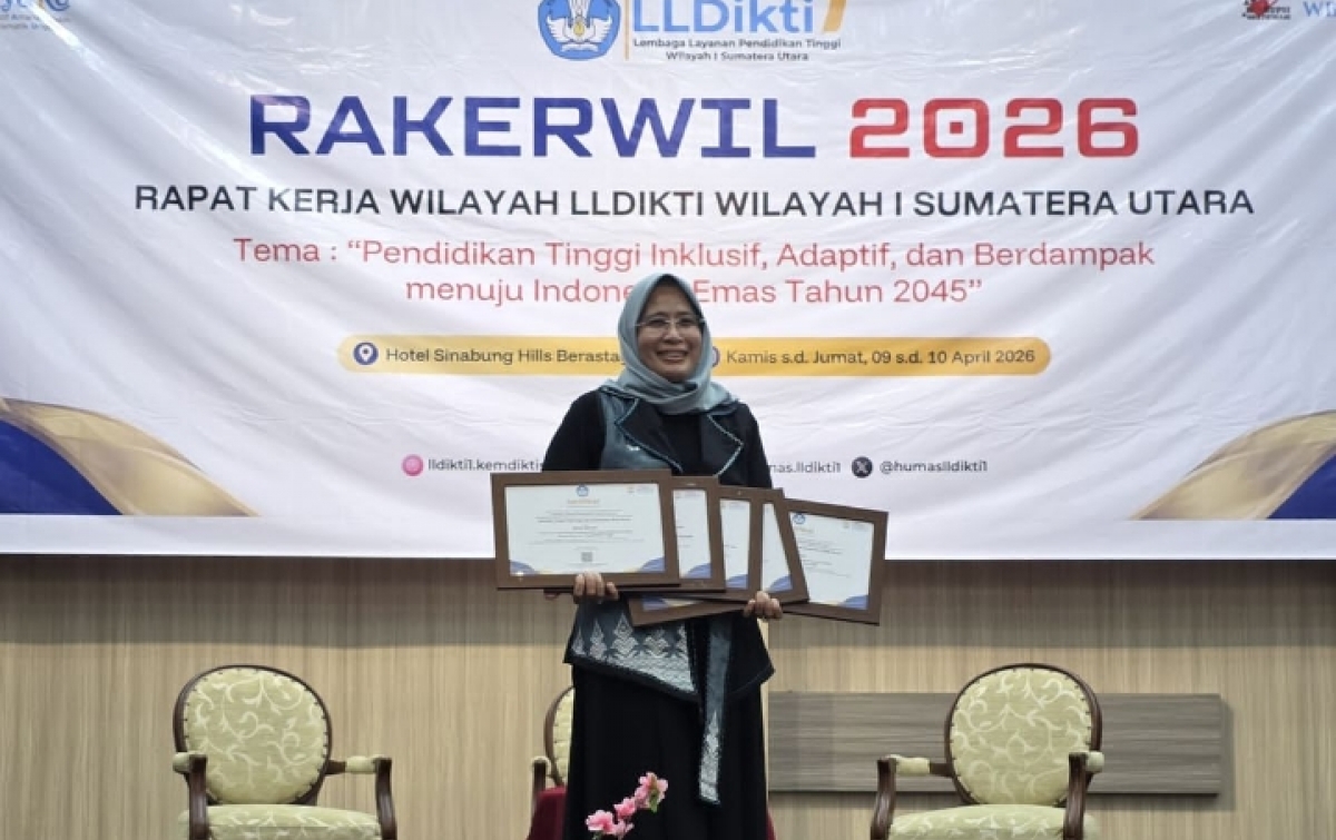 STOK Bina Guna Raih 5 Penghargaan LLDIKTI