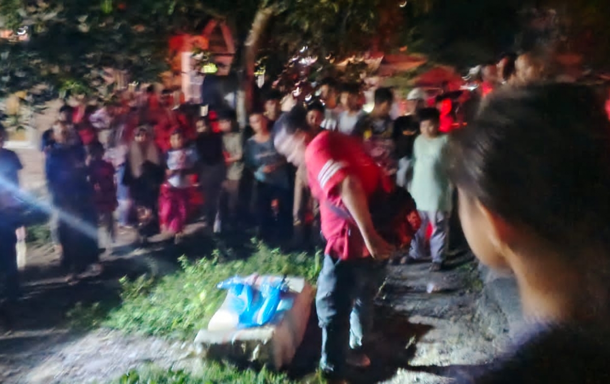 Warga Padang Laru Heboh Penemuan  Satu Karung Diduga Berisi Ganja