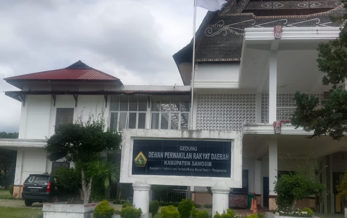 Pelantikan Jabatan di Pemkab Samosir Disorot, Ketua DPRD Tegaskan Hak Prerogatif Bupati