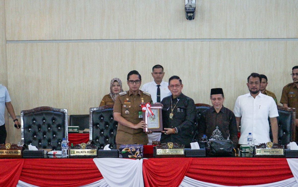 Wali Kota Medan Terima Rekomendasi DPRD Atas LKPJ TA 2025