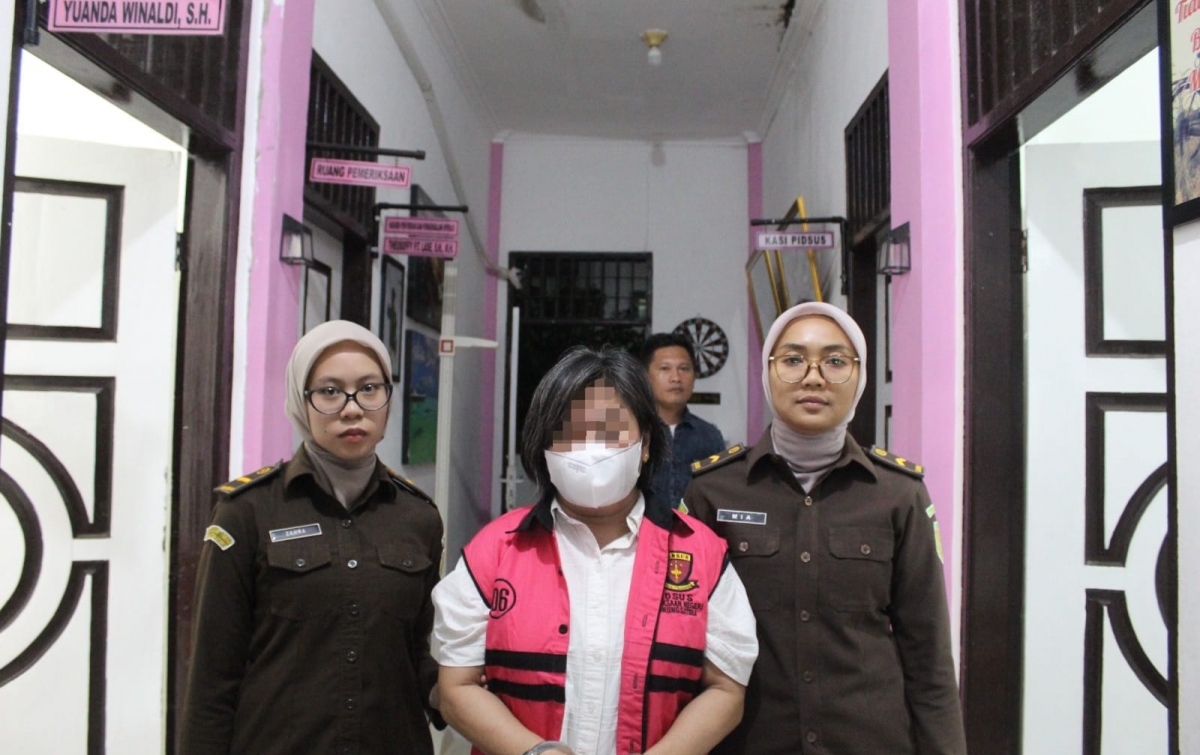 Kejari Gunungsitoli Jebloskan ROZ ke Lapas Terkait Kasus Korupsi RS Senilai Rp38 Miliar