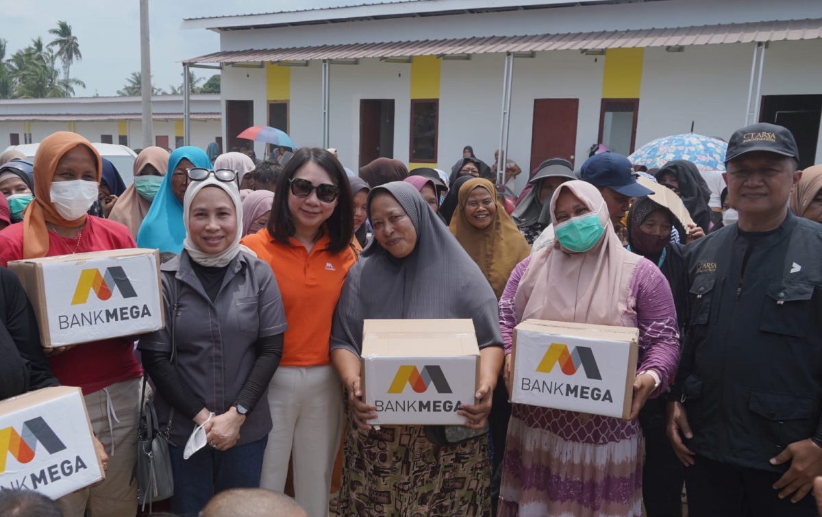 Bank Mega Salurkan Donasi Program #MegaBerkahnya untuk Korban Bencana di Aceh Tamiang