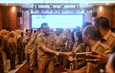 Asri Ludin Tekankan Ciptakan Kualitas Tanpa Menunggu Kelengkapan Sarana