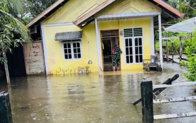 BPBD Simeulue Kerahkan Personel Bantu Warga Terdampak Banjir