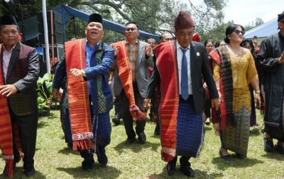 Hari Kedua Mangase Taon, Ritual Sakral Mangalahat Horbo Tampilkan Kekayaan Budaya Batak