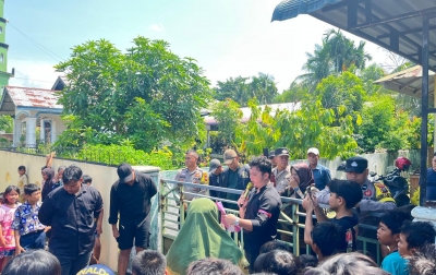 Dugaan Korupsi Dana Desa Rp 434 Juta, Massa Geruduk Kantor Desa Kota Galuh: Kades Harus Mundur!