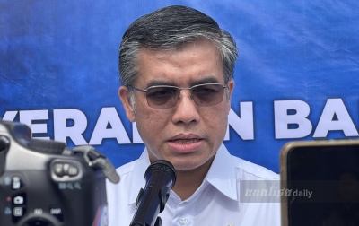 Menaker Yassierli Salurkan Bantuan ‘Kemnaker Peduli’ di Medan: Fokus Recovery dan Modal Kewirausahaan