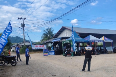 Kegiatan Keliling Desa di Labura dan Labusel untuk Meningkatkan Pejualan Classy Yamaha dan GEAR Ultima 