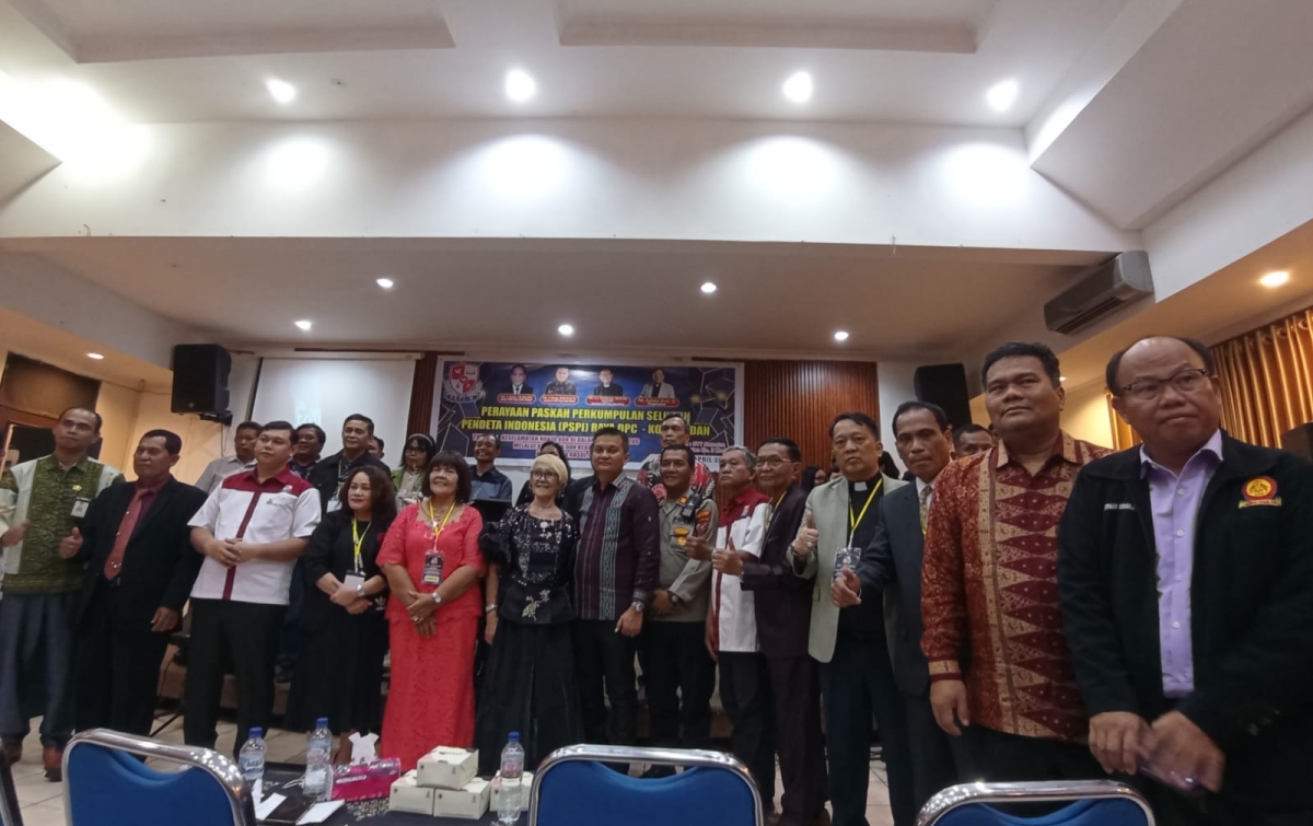 Ratusan Pendeta Padati Paskah PSPI Medan, Pdt Rajamin Sirait Serukan Yesus Batu Penjuru Kehidupan