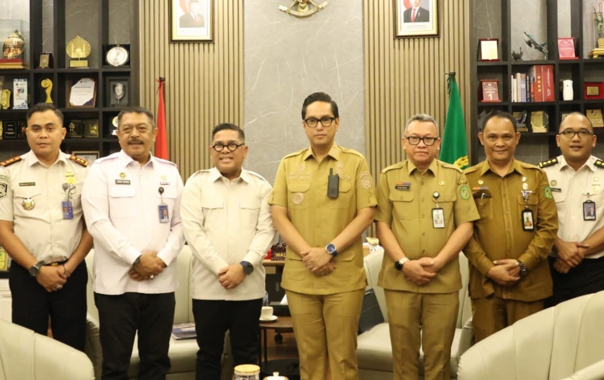 Kunjungi Wali Kota Medan, Kakanwil Imigrasi Sumut Bahas Penanganan Pengungsi dan Dukungan Sarana Kantor