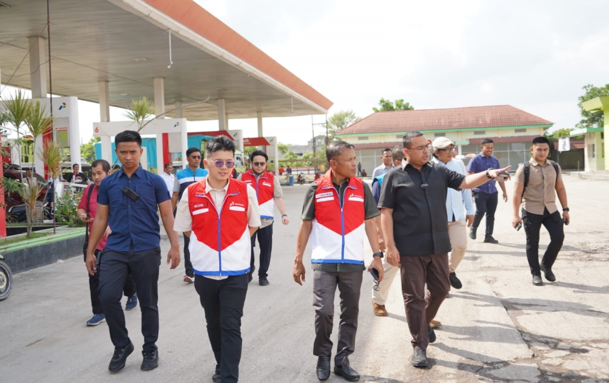 Pertamina Patra Niaga Sumbagut Bersama DPR RI dan BPH Migas Tinjau SPBU di Riau, Perkuat Sinergi Jaga Kelancaran Distribusi BBM