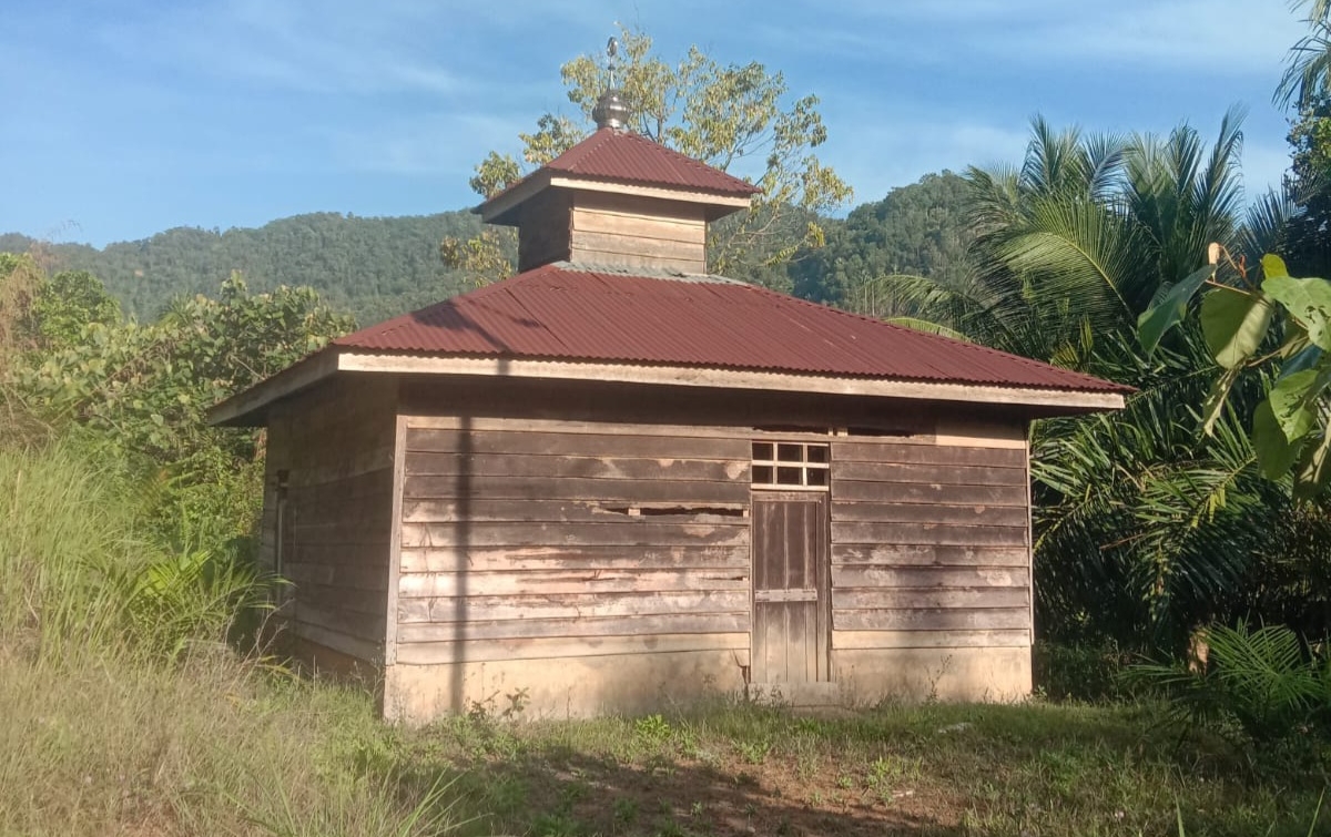 Dusun Bangun Indah di Bawah Kaki Bukit Barisan Kini Tak Berpenghuni