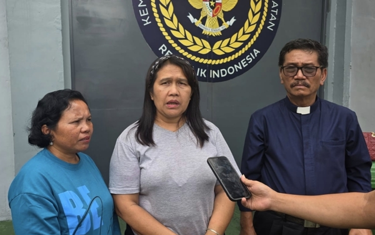Tunggu Putusan Prapid Pendeta Doakan Kedua Korban Penganiyaan