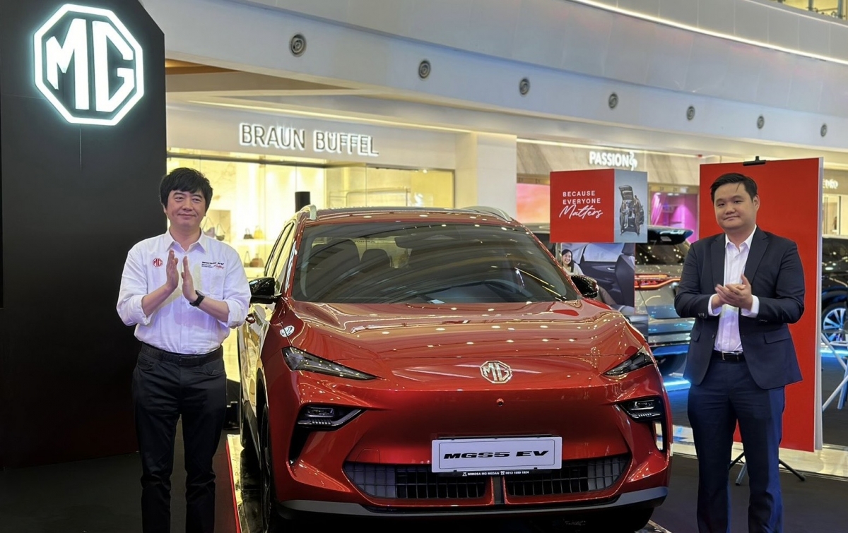 MG Resmi Gebrak Medan dengan SUV Listrik MGS5 EV: Solusi Mewah dan Canggih untuk Keluarga di Sumut