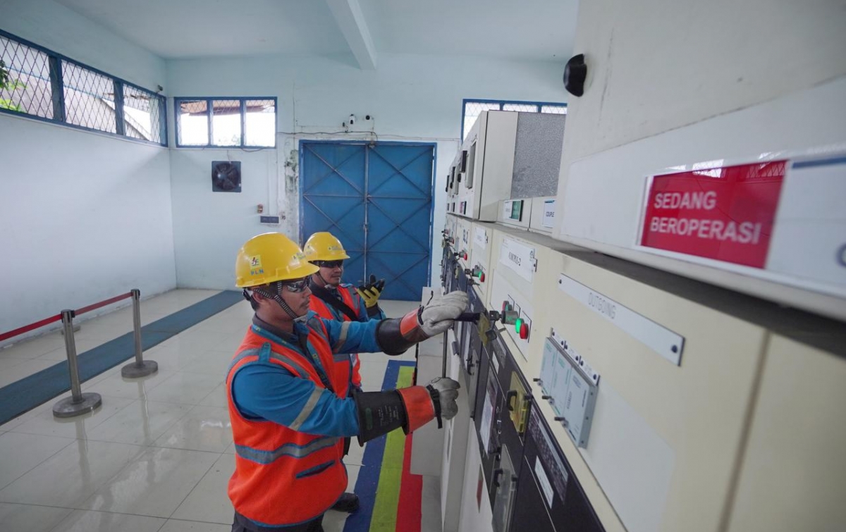 PLN Sumut Berhasil Pulihkan Sistem Kelistrikan, 4,8 Juta Pelanggan Kembali Menyala