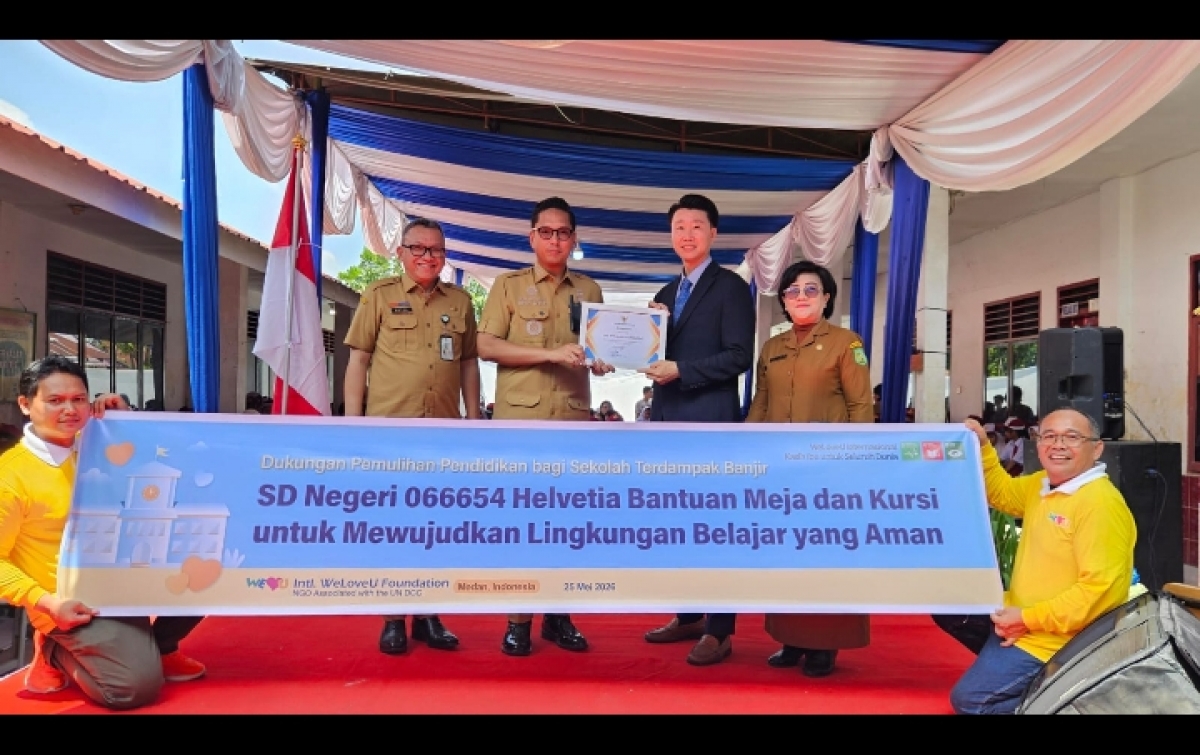 WeLoveU Donasikan 100 Set Meja dan Kursi untuk Sekolah Terdampak Banjir di Medan