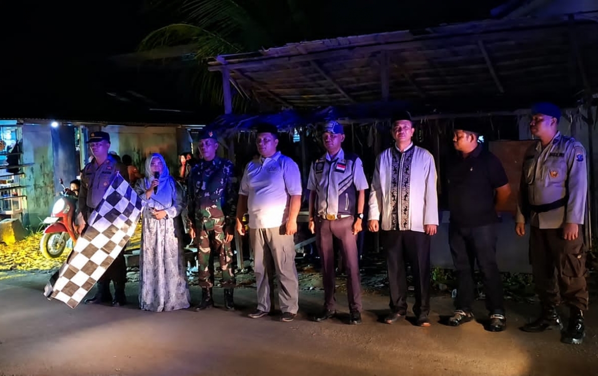 Camat Natal Lepas Pawai Takbir Sambut Iduladha 1447 H di Lapangan Merdeka