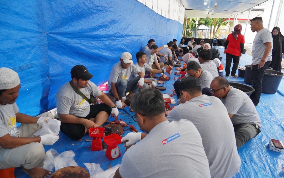 Pertamina Patra Niaga Sumbagut Salurkan Bantuan Hewan Kurban untuk Masyarakat di Hari Raya Iduladha 1447 H