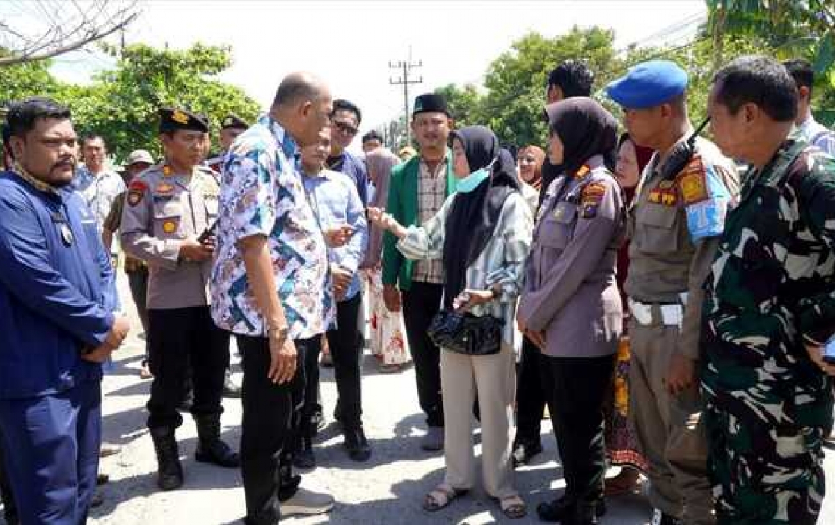 Melindungi Keselamatan Masyarakat Langkat,   Afandin Larang  Kendaraan Galian C Melintas Pukul 06.00 WIB Hingga 08.00 WIB