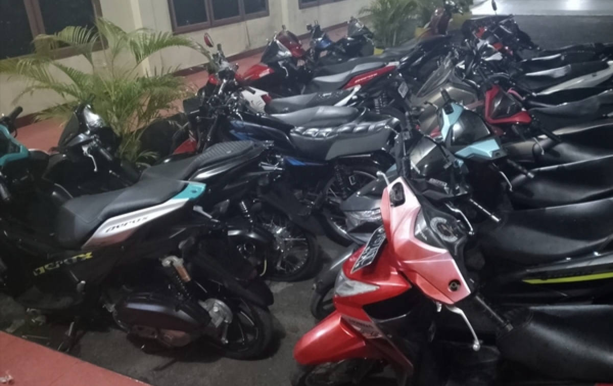 Intensifkan Patroli UKL dan Razia Knalpot Brong,   Polres Langkat Amankan 19 Sepeda Motor
