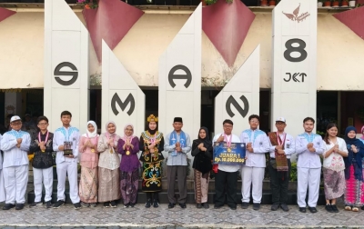 Hardiknas 2026: Ajeng Salma Layla Amira Terima Apresiasi Prestasi SMA Negeri 8 Jakarta