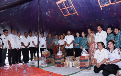 Pemkab Samosir Salurkan Bantuan untuk Korban Kebakaran di Dosroha