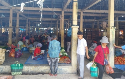 Sejumlah Komoditas Pokok di Pasar Pangururan Naik Harga Selama Mei 2026