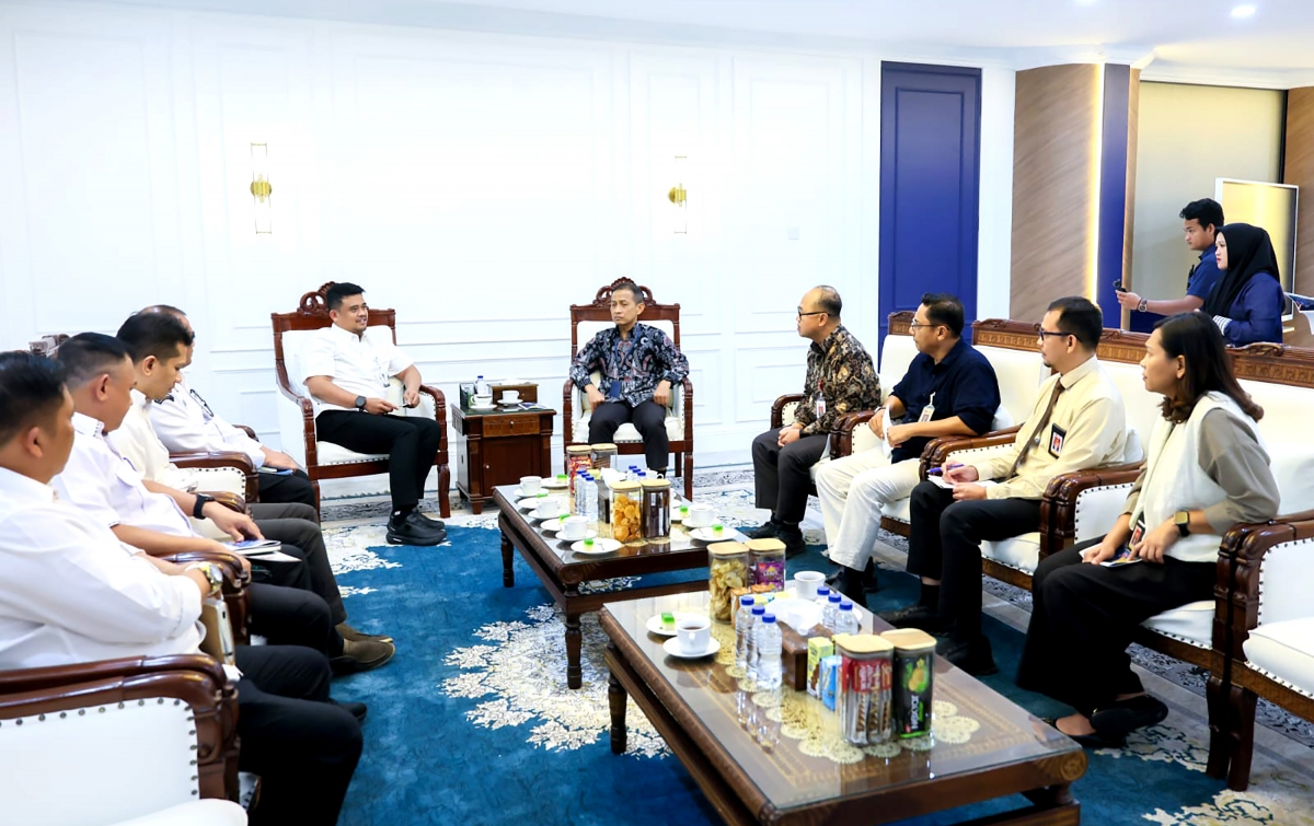 Dukung Program Tiga Juta Rumah, Bobby Nasution Minta OJK Perkuat Sinergi di Sumut