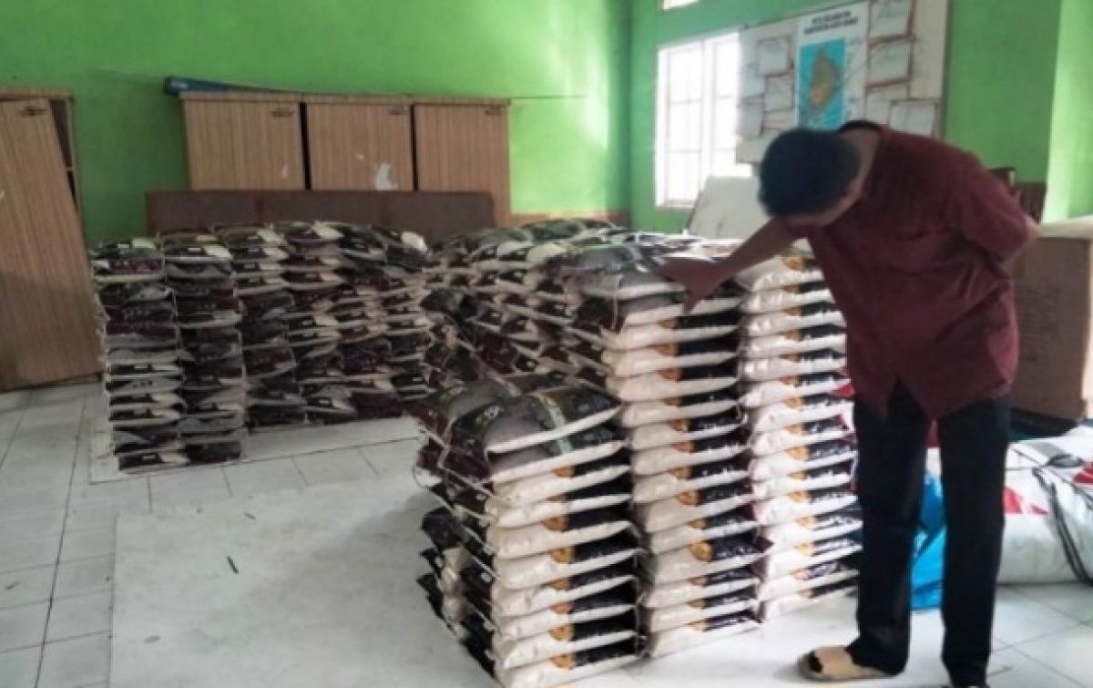 Pemkab Aceh Barat Siagakan Ratusan Karung Beras Antisipasi Karhutla