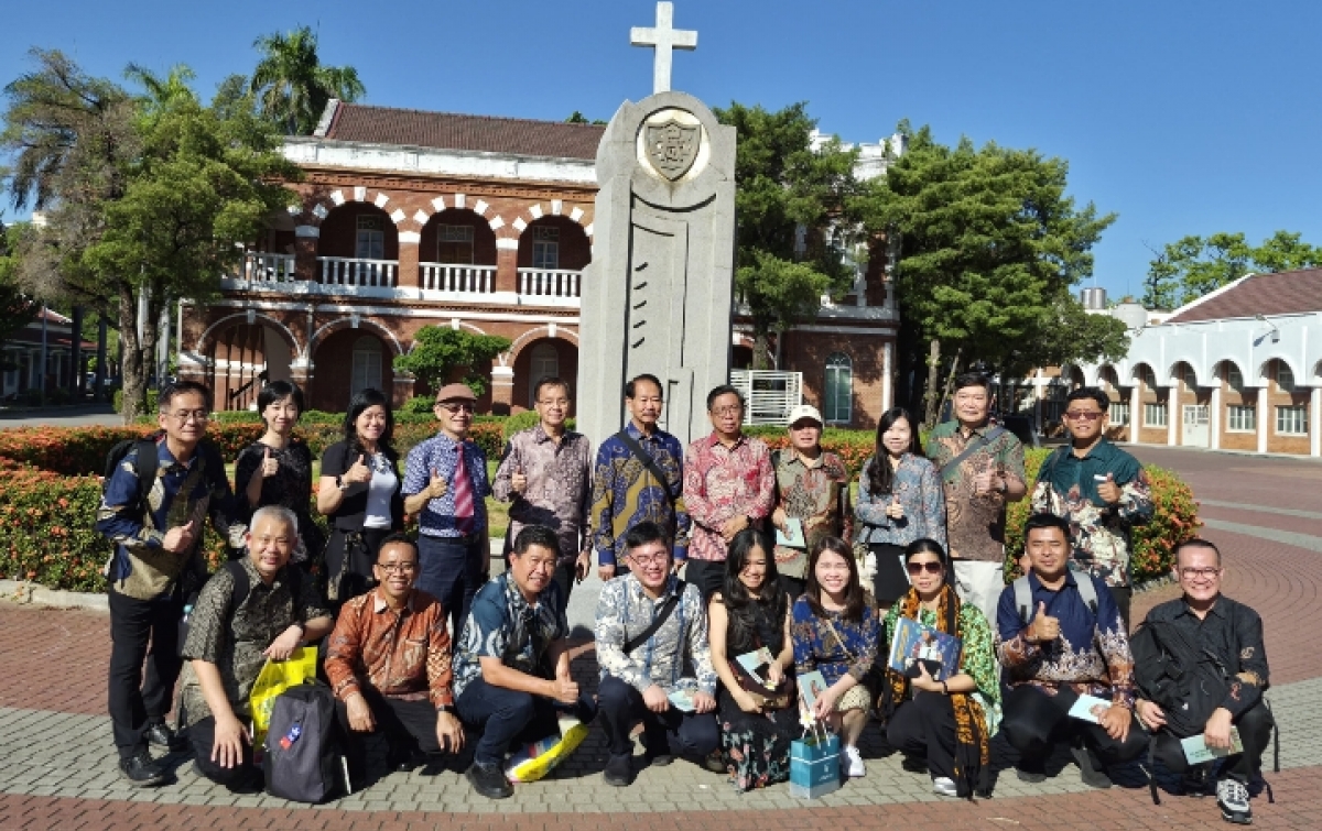 Studi Banding ke Taiwan Sekolah Methodist Perkuat Kualitas Pendidikan Global
