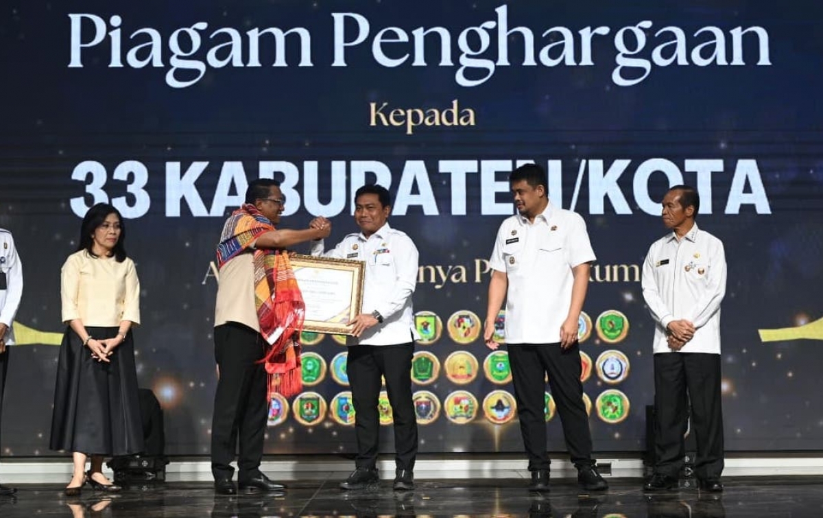 Dukung Posbankum Desa/Kelurahan, Pemkab Deli Serdang Raih Penghargaan Kemenkum RI