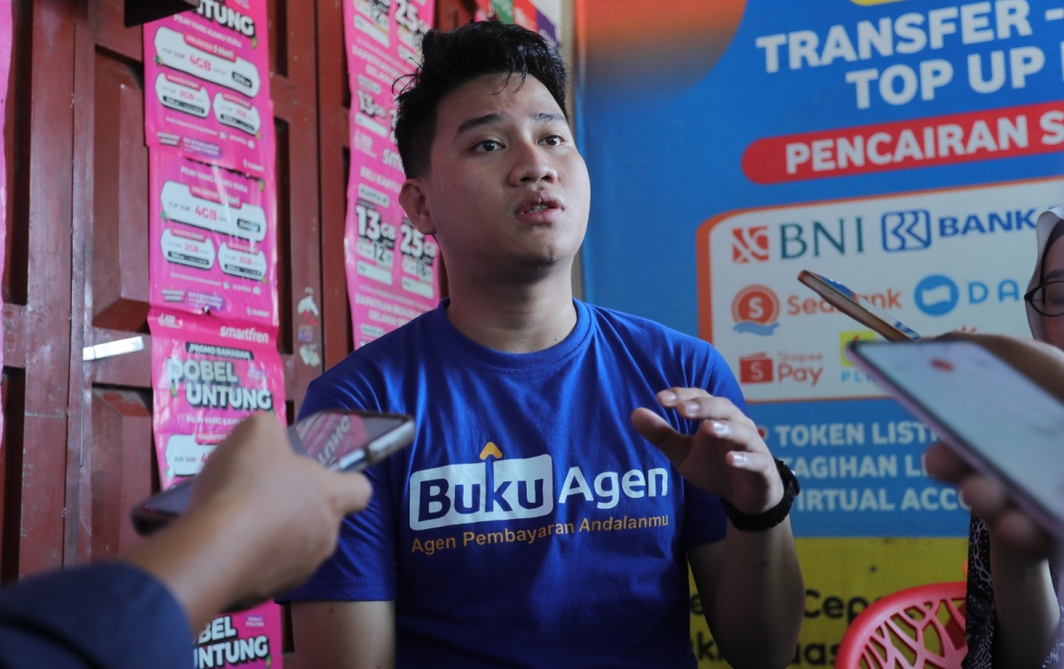 Kisah Arya, Dari Konter Pulsa ke Mini ATM Warga untuk Layanan Keuangan di Deliserdang