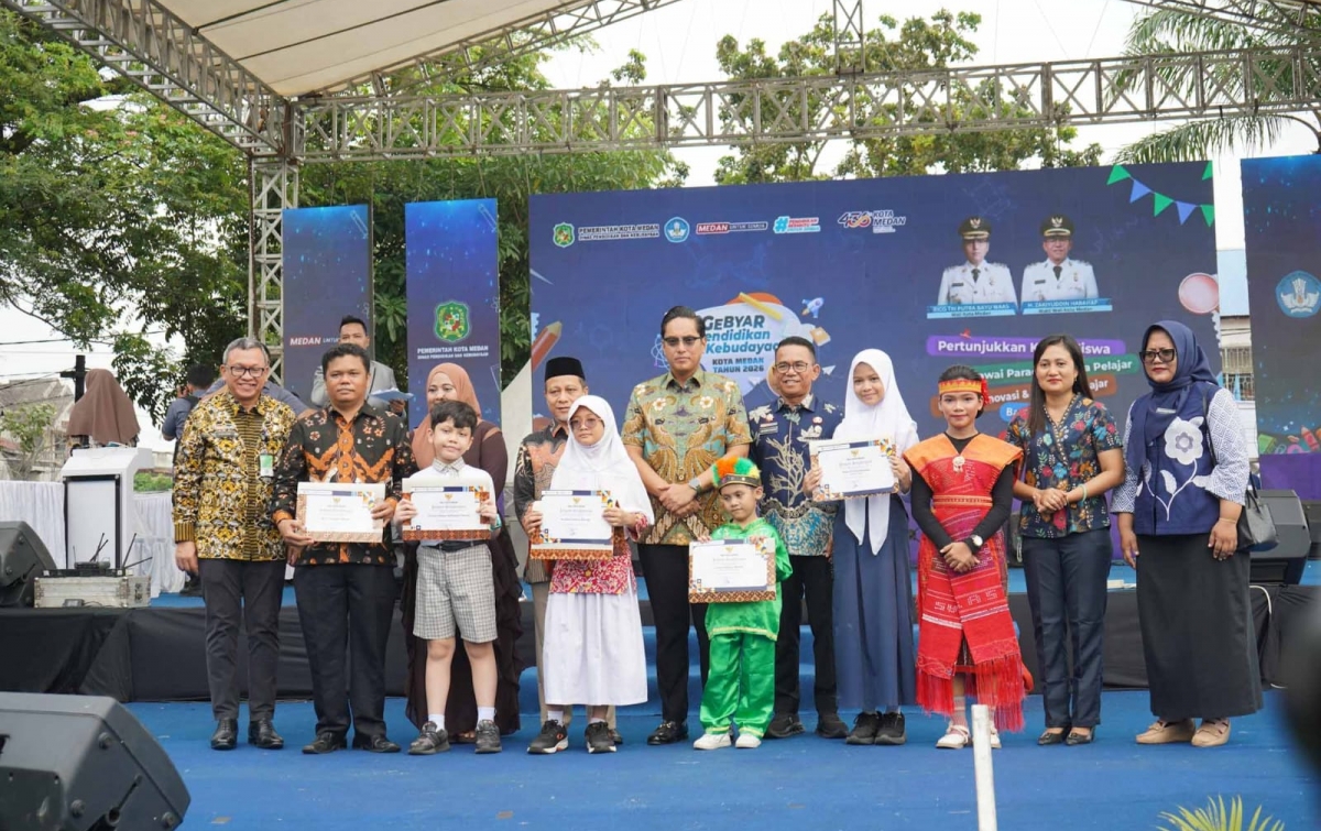 Gebyar Pendidikan 2026, Rico Waas Perkuat Komitmen Majukan Pendidikan dan Kebudayan