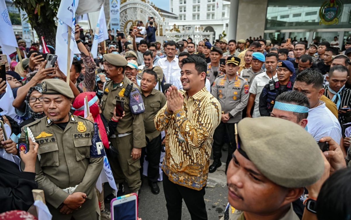 Terima Aspirasi Pendukung MBG, Bobby Nasution Akan Teruskan Permintaan Massa ke Prabowo