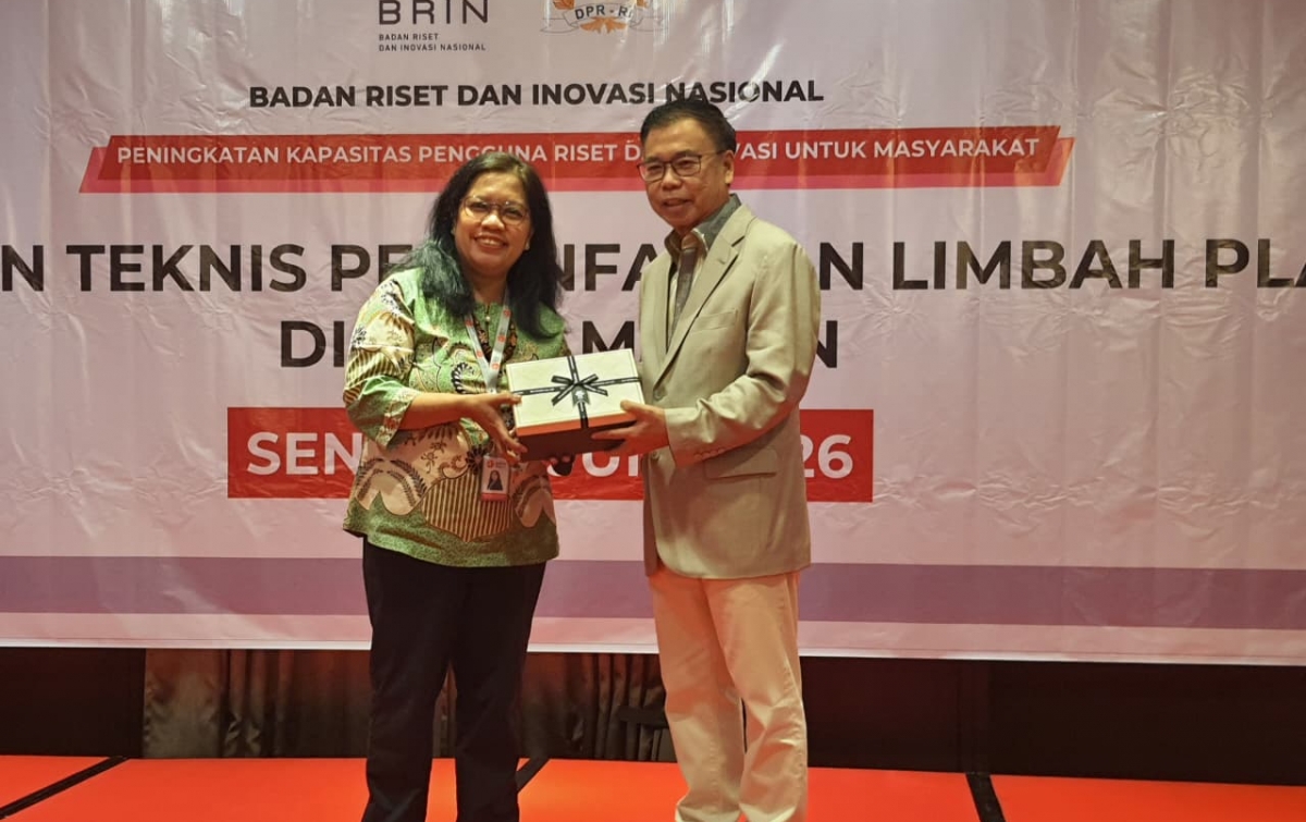 BRIN dan Sofyan Tan Ajak Warga Manfaatkan Sampah Plastik Jadi Produk Bernilai Jual