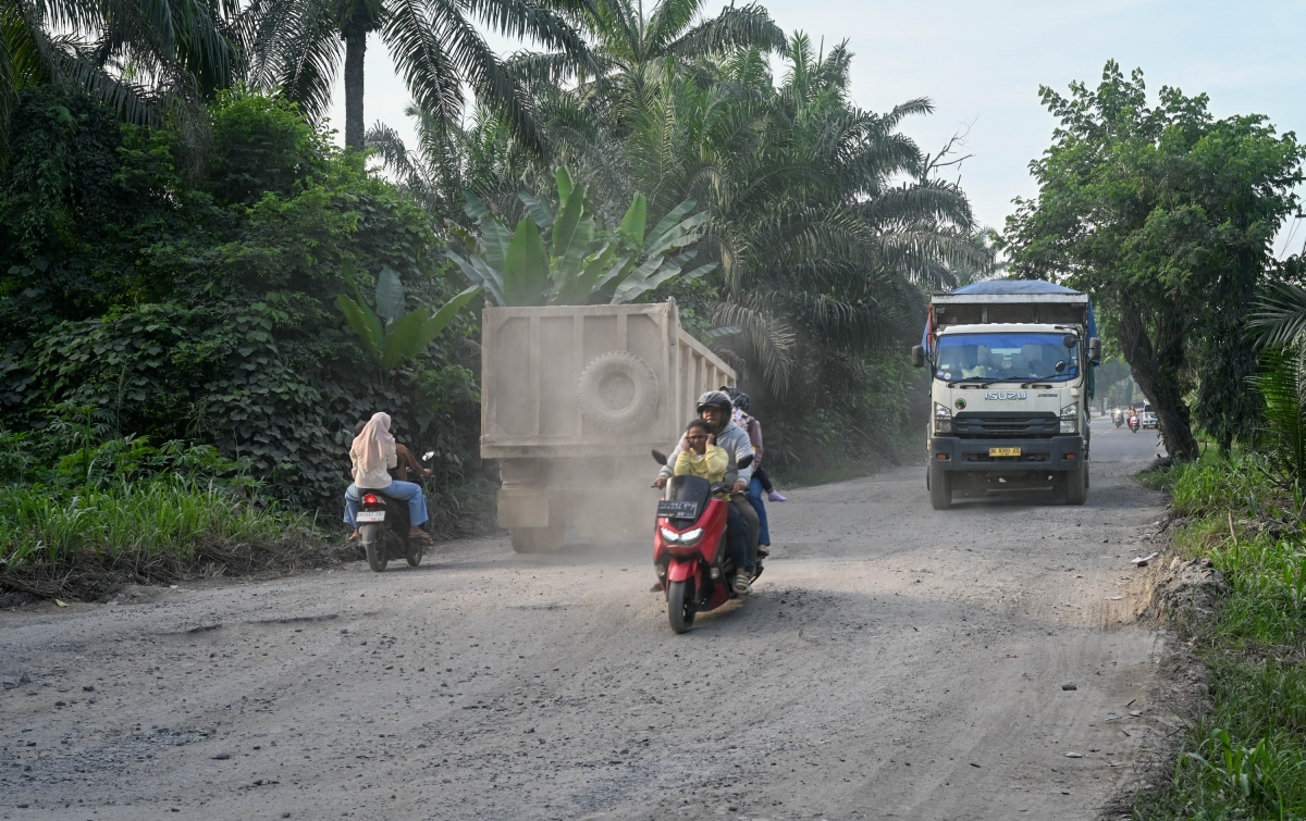 Jalan Diperbaiki, Warga Tiga Kecamatan di Labuhanbatu Optimistis Ekonomi Bangkit dan Akses Layanan Makin Lancar