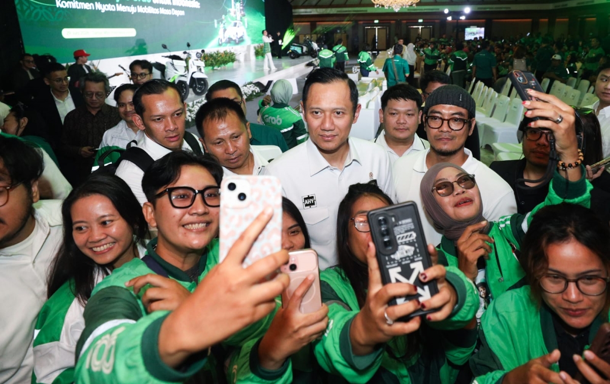 Menko AHY Apresiasi Langkah Hijau Grab, Dorong Percepatan Infrastruktur Kendaraan Listrik Nasional