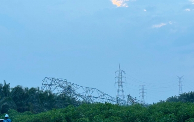Tower Transmisi Roboh Akibat Cuaca Ekstrem, PLN Terapkan Manajemen Beban di Sumut