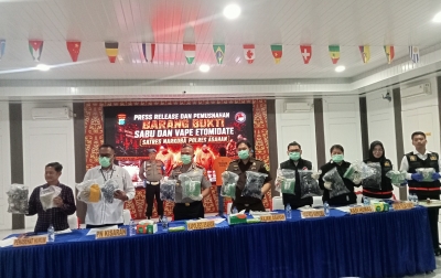 9 Kg Sabu dan 800 Vape Liquid Disita, 3 Kurir Ditangkap
